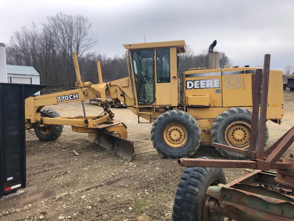1998 John Deere770CH - Image 7