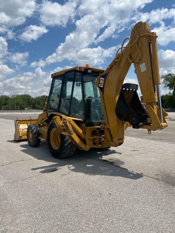 2002 CAT 420D - Image 4