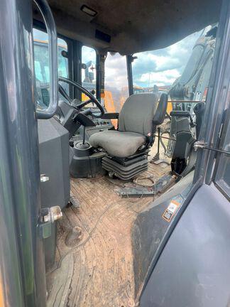 2016 John Deere 310SL - Image 18
