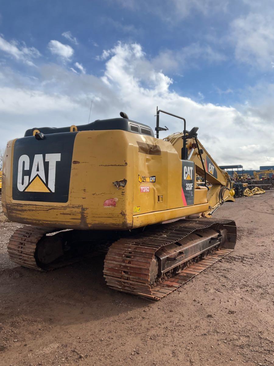 2017 Caterpillar 320FL - Image 2