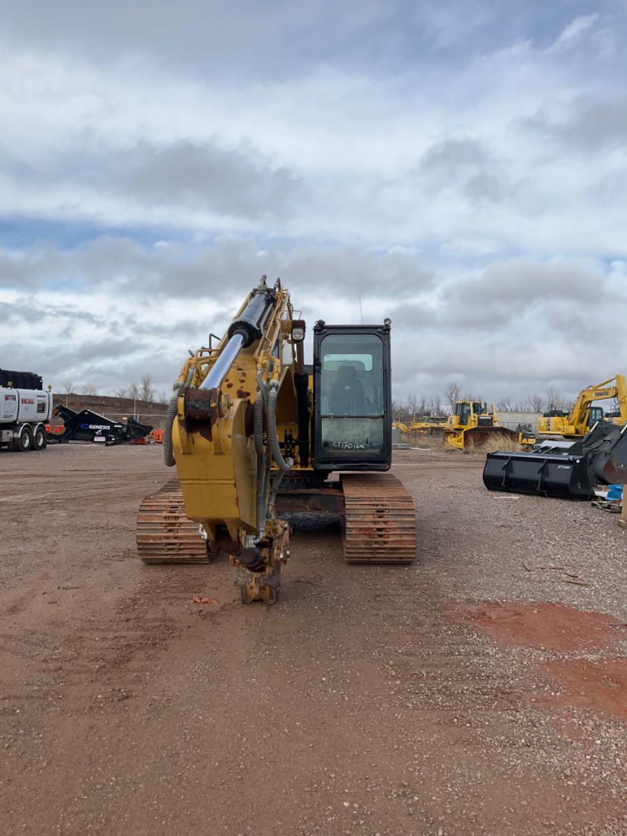 2017 Caterpillar 320FL - Image 6