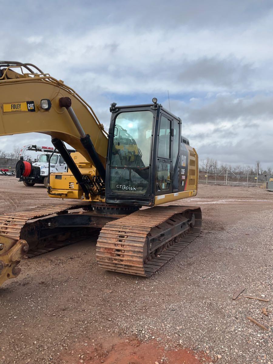 2017 Caterpillar 320FL - Image 7