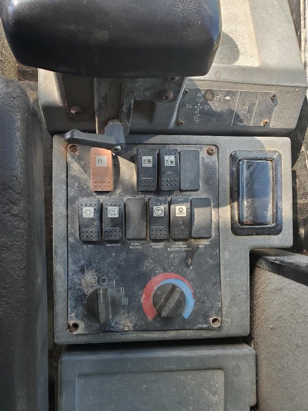 2004 CATERPILLAR 924G - Image 8